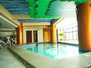 IDEA ACADEMIA_hotel pool02